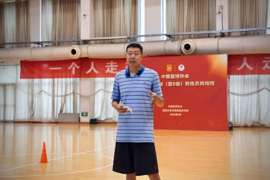 如何为不同水平的球员制定个性化的篮球训练策略_2